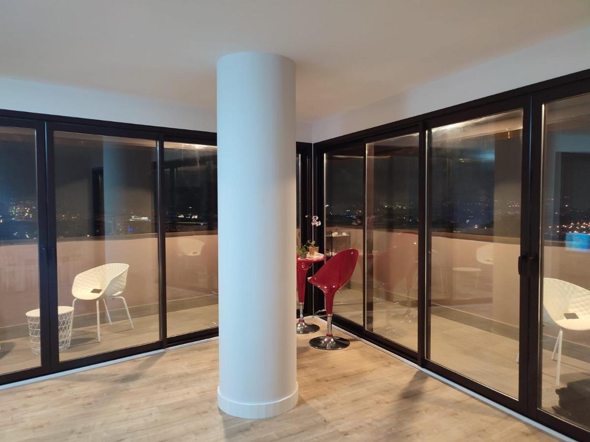 Ferienwohnung Apartamentum Espectacular Apartamento Con Increibles Vistas Málaga Exterior foto